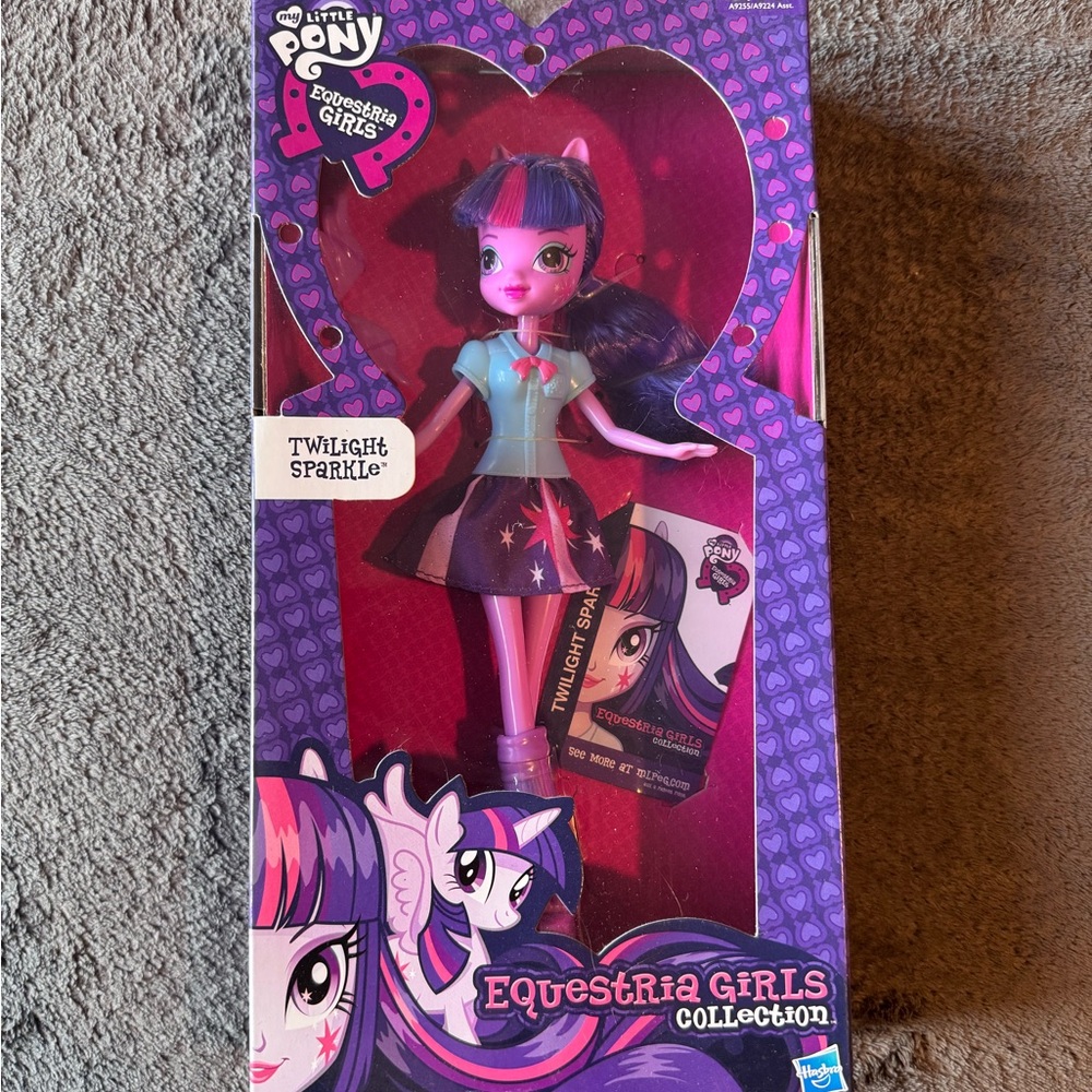 MLP Equestria Girls- Twilight Sparkle